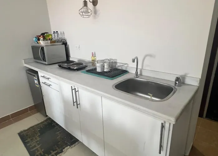 Sea View Apartment *